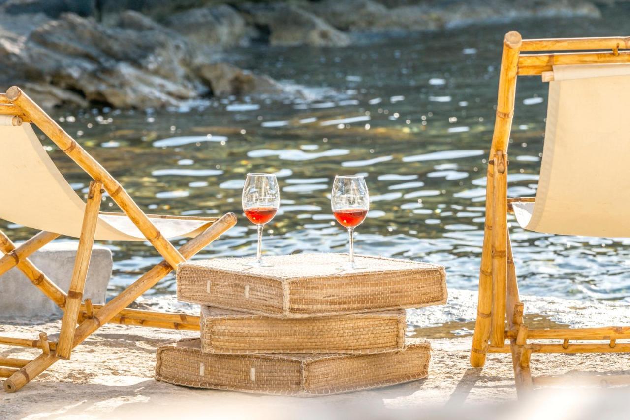 Aqua House Villa Pachaina Ngoại thất bức ảnh