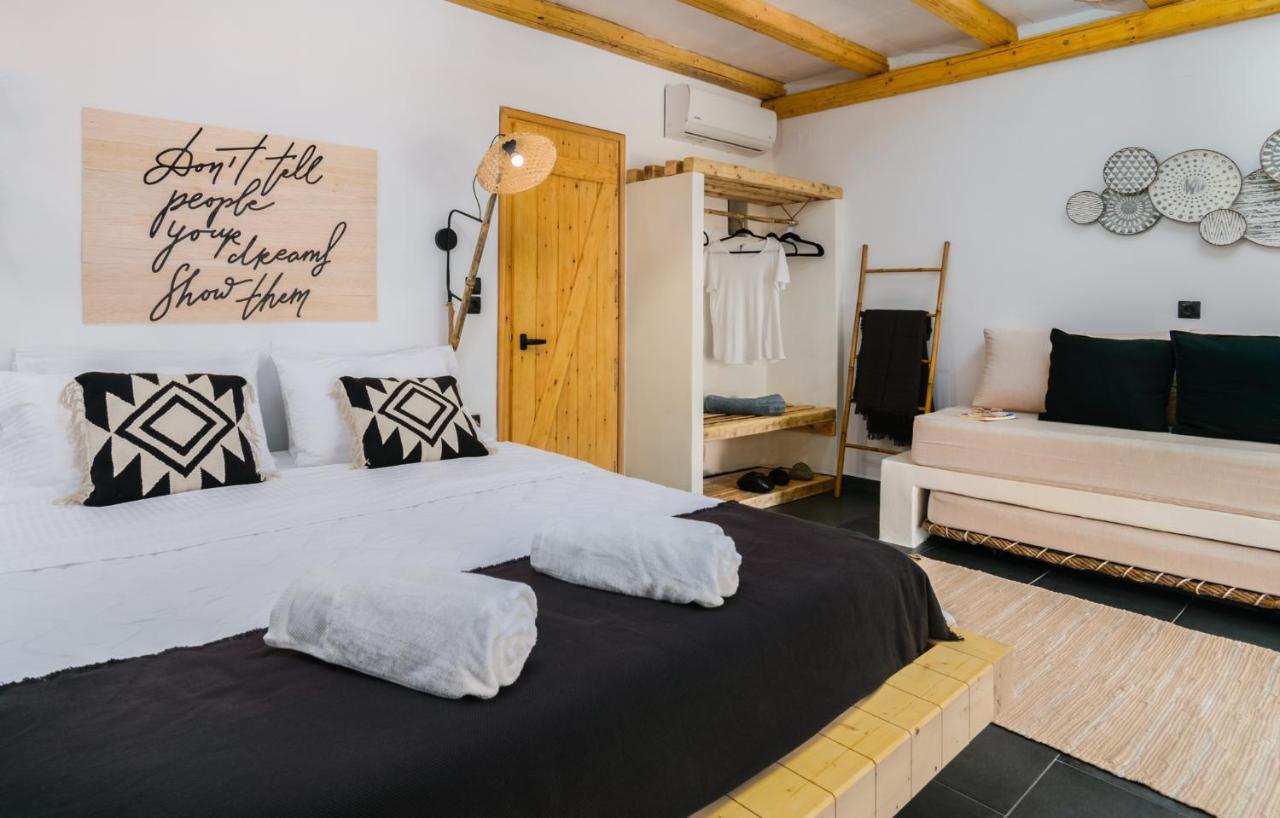 Aqua House Villa Pachaina Ngoại thất bức ảnh